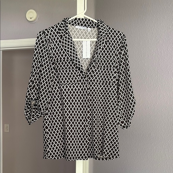 Notations Black and White Puff Sleeve Button Down Shirt New with tag - Picture 1 of 5